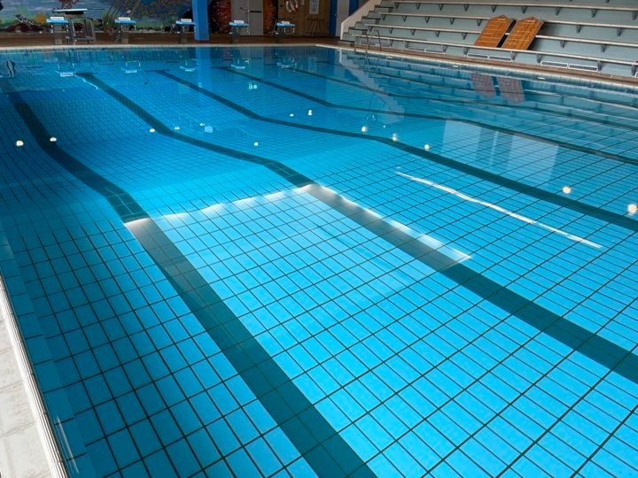 Bli med på bassengtrening med Moss Undervannsklubb i Mossehallen!